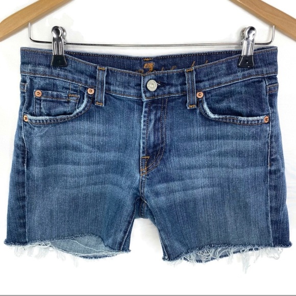 7 for All Mankind Cut Off shorts - 27 - Picture 1 of 8